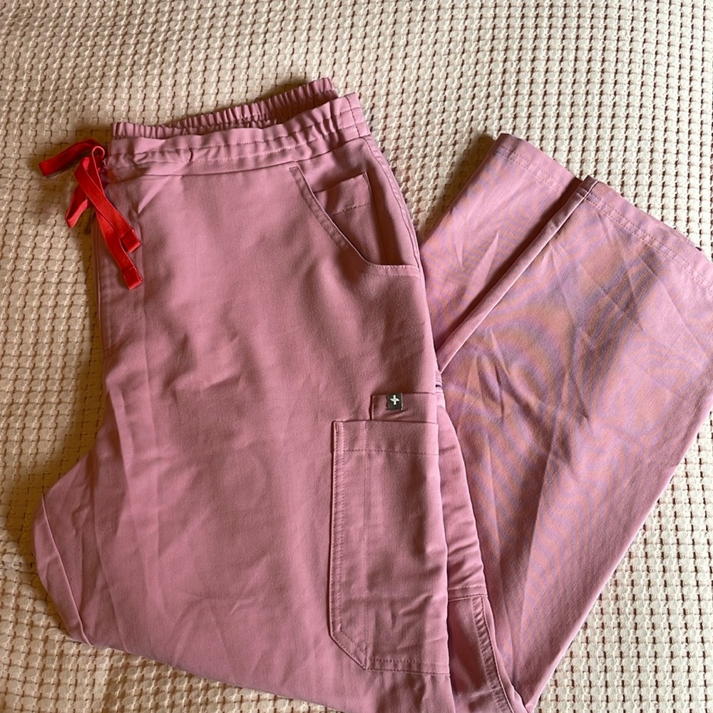 Figs scrub pants chalk pink Yola skinny XL petite